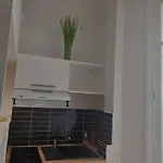 Au pied du Trocadéro